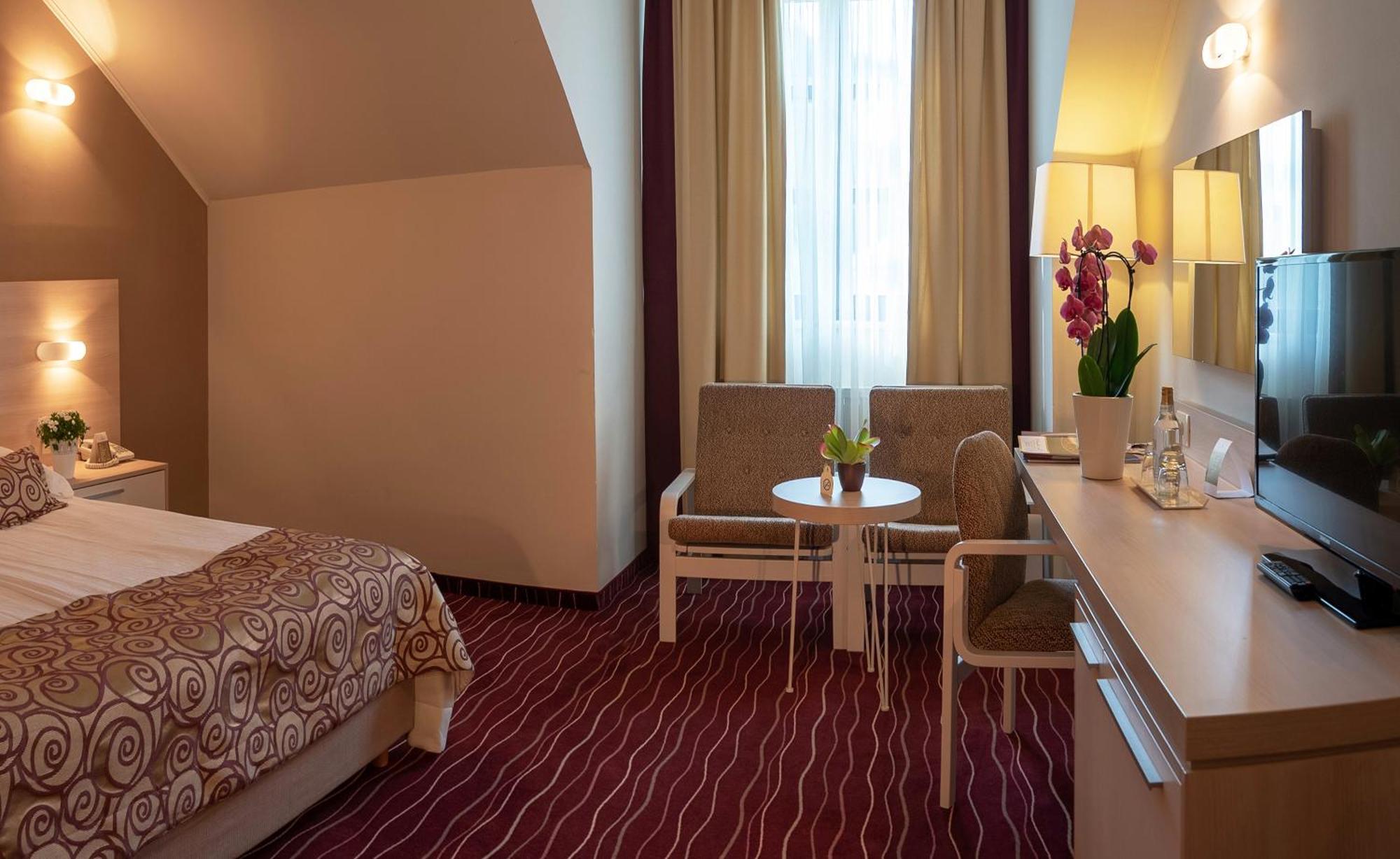 Hotel Zagreb - Health & Beauty Rogaška Slatina Chambre photo