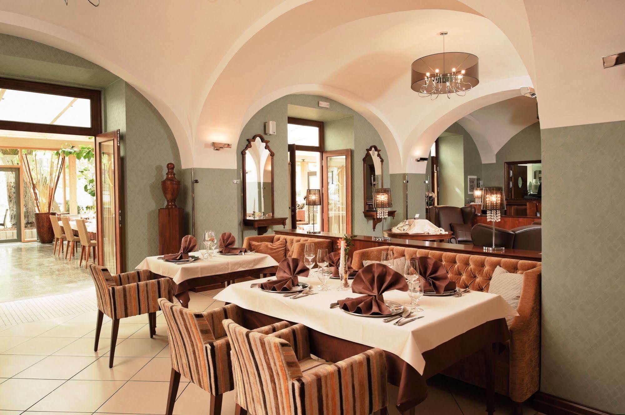 Hotel Zagreb - Health & Beauty Rogaška Slatina Extérieur photo